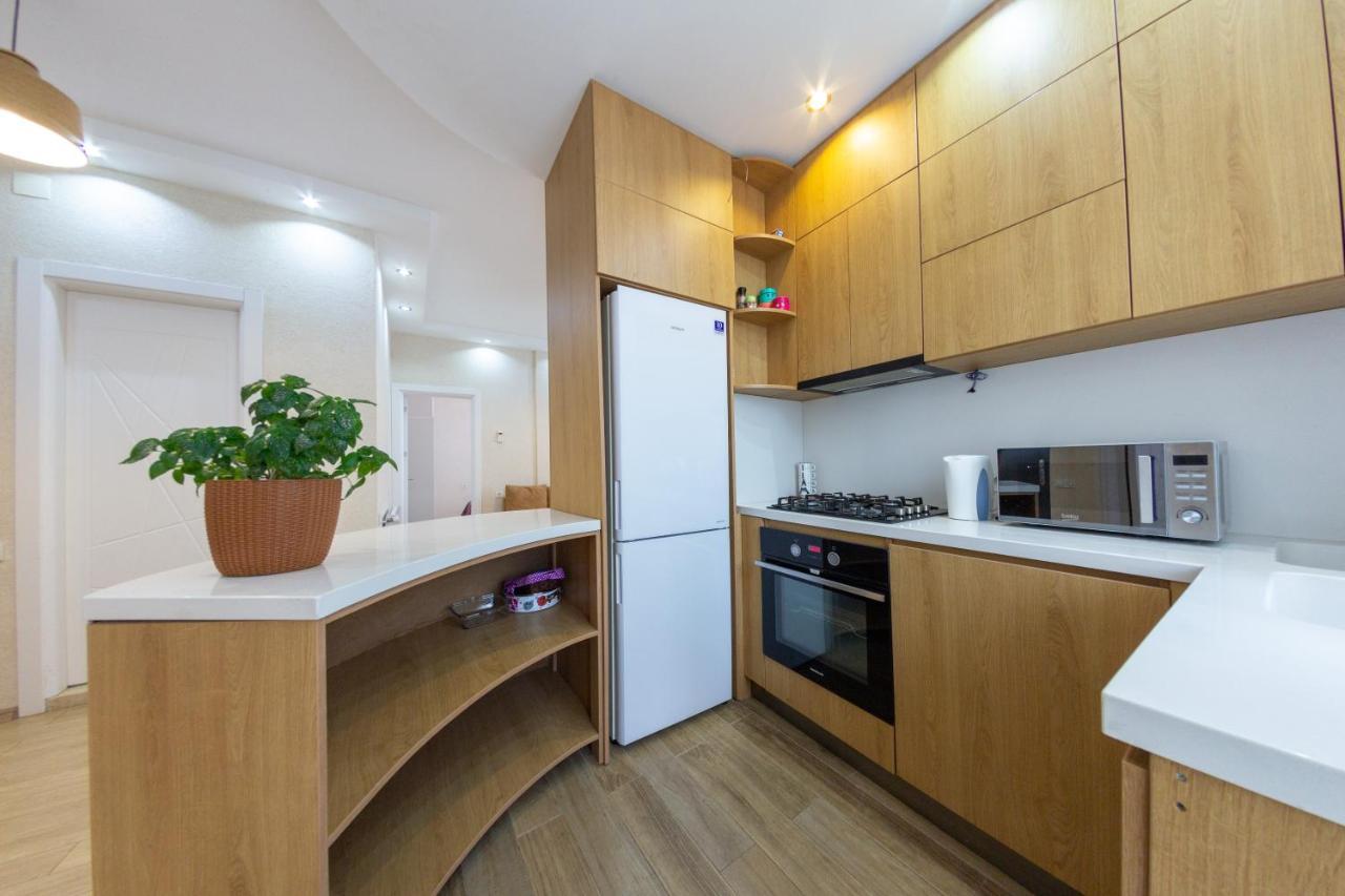 5 Apartment In One Boulding - Near Stadium Batumi Zewnętrze zdjęcie